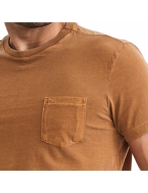 Camiseta Masculina Bolso Caramelo - Básica