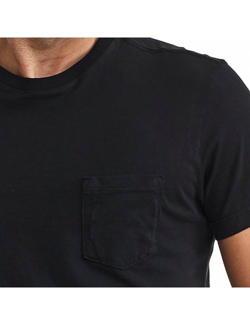 Camiseta Masculina Bolso Preta - Básica