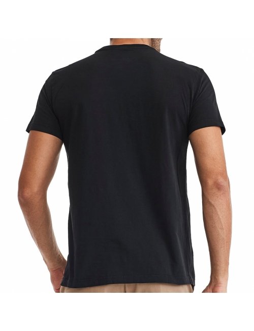 Camiseta Masculina Bolso Preta - Básica