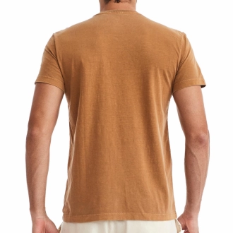 Camiseta Masculina Bolso Caramelo - Básica