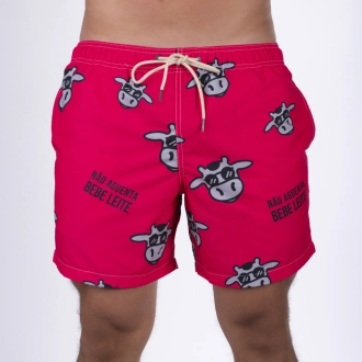 Short Masculino Praia Pink Não Aguenta Bebe Leite